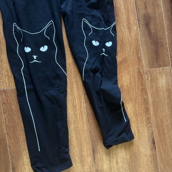 ModCloth Black Cat Print Leggings in size 2x - Picture 2 of 9
